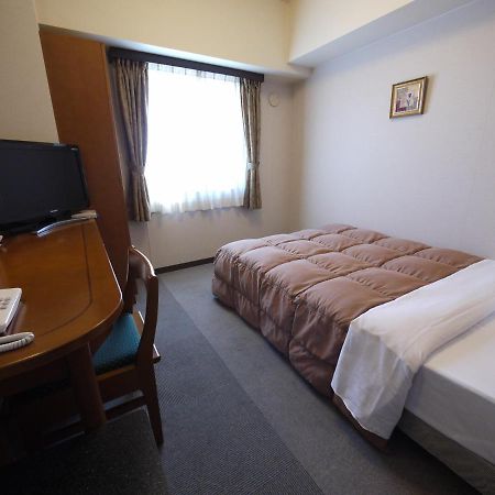 Hotel Route-Inn Matsusaka Ekihigashi Экстерьер фото
